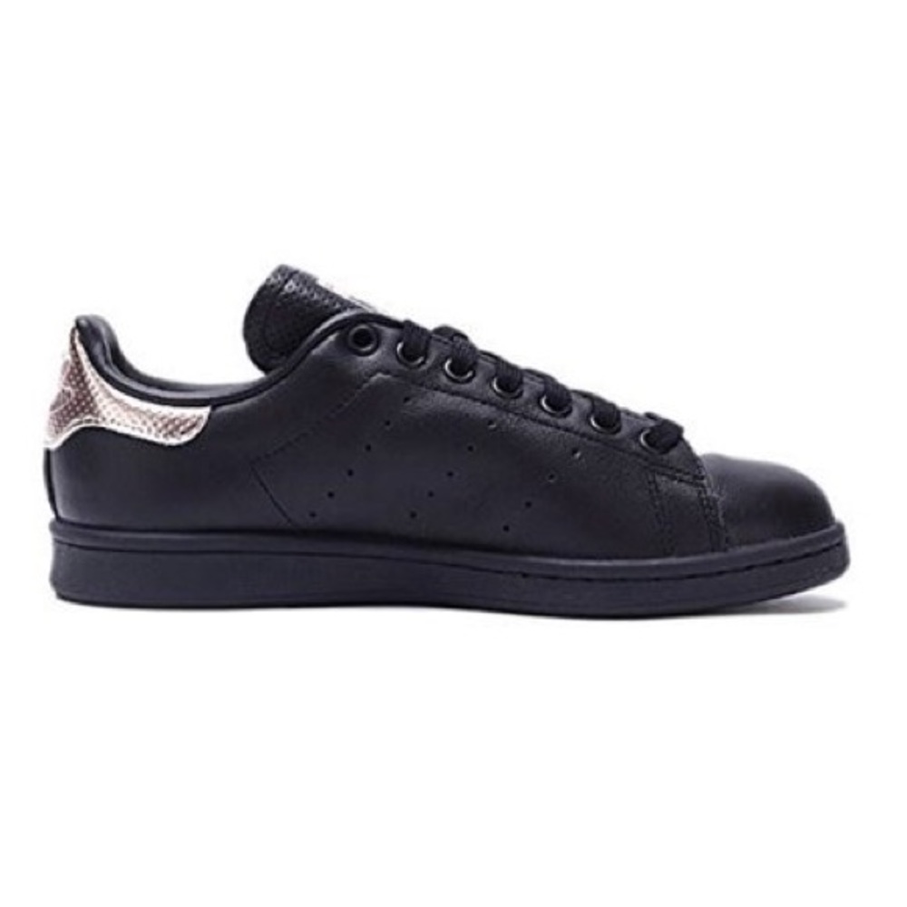 Shoe - adidas Black/Pink W Sz.  8.5 -9